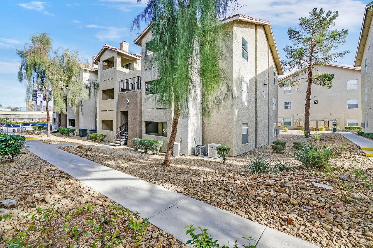 Condo Close To Strip And Raiders Stadium Las Vegas Exterior foto